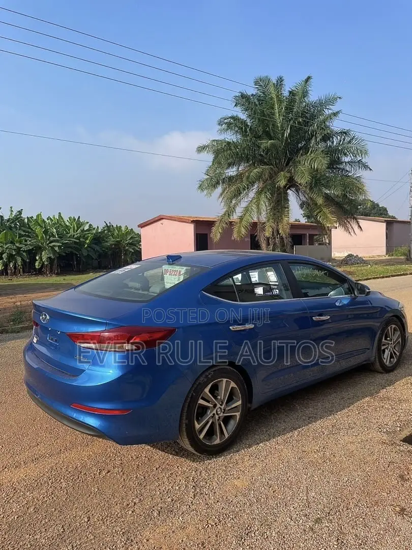 Hyundai Elantra Limited 2018 Blue