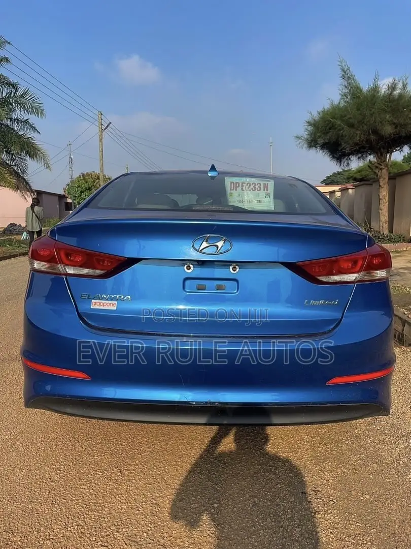 Hyundai Elantra Limited 2018 Blue