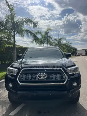 Toyota Tacoma SR5 Double Cab 5' Bed V6 AT 2023 Black