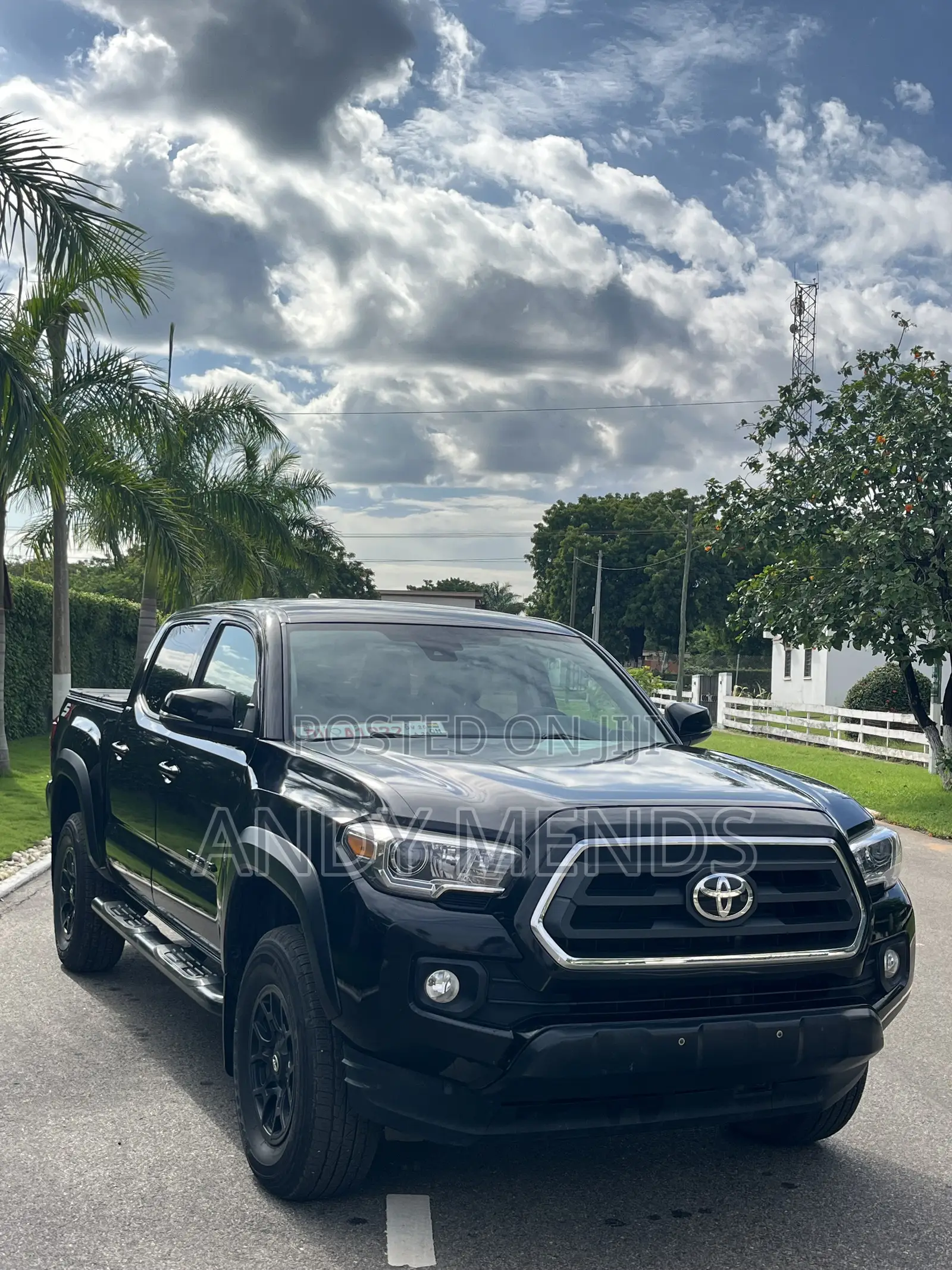 Toyota Tacoma SR5 Double Cab 5' Bed V6 AT 2023 Black