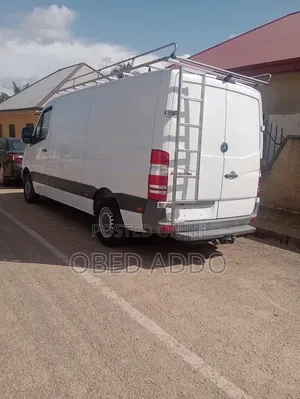 Mercedes-Benz Sprinter 2012 White