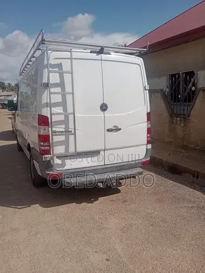 Mercedes-Benz Sprinter 2012 White