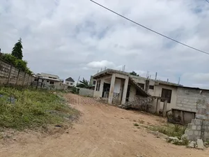 5bdrm House in Police Station for sale