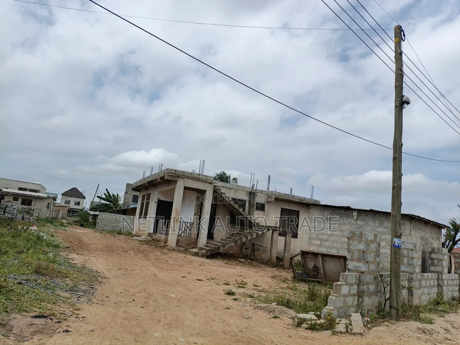 5bdrm House in Police Station for sale