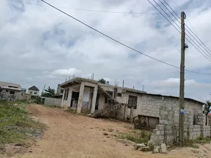 5bdrm House in Police Station for sale