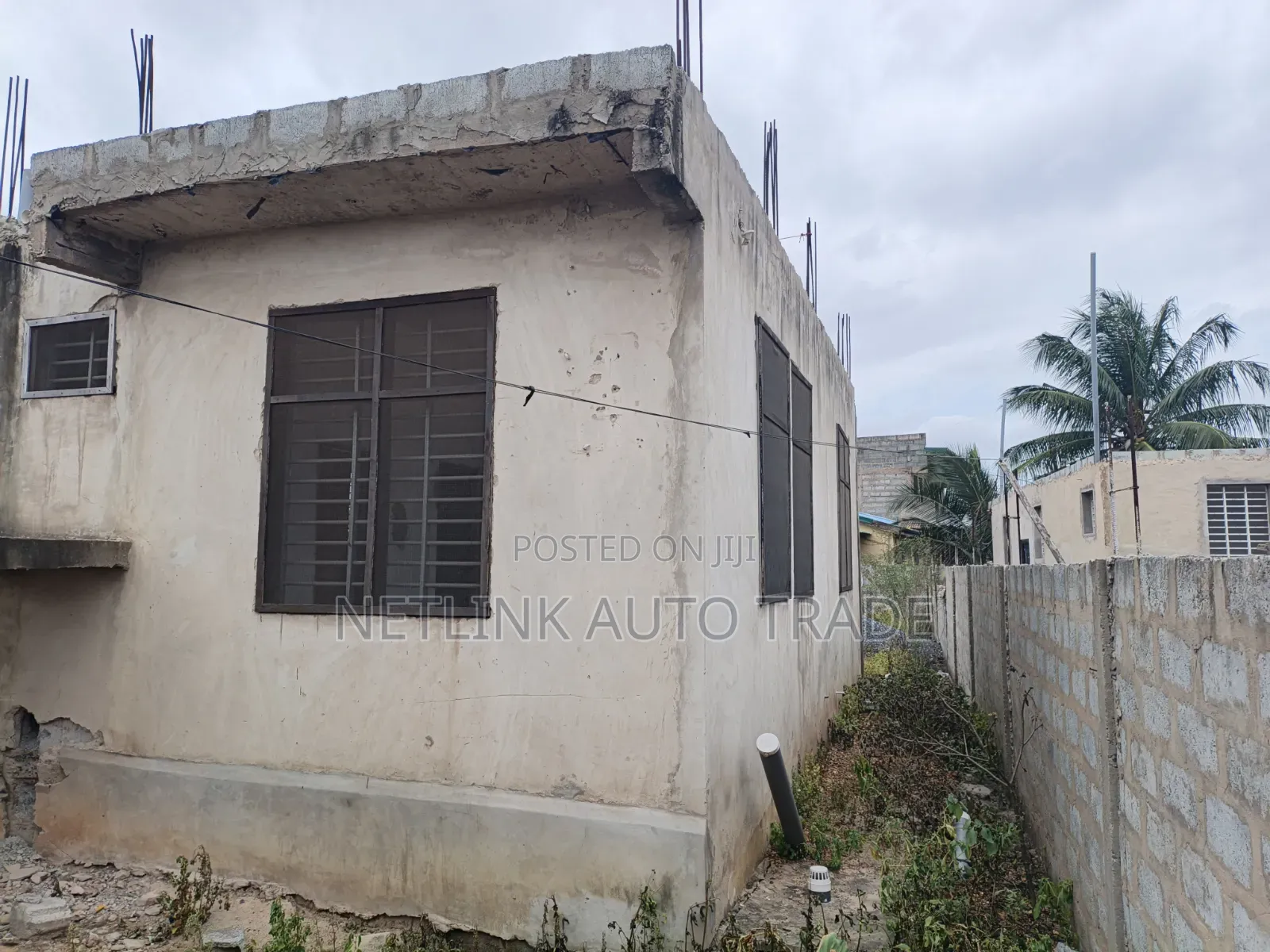 5bdrm House in Police Station for sale