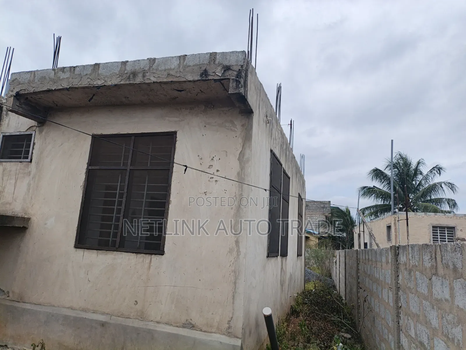 5bdrm House in Police Station for sale