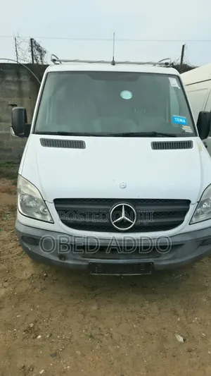 Mercedes-Benz Sprinter 2012 White