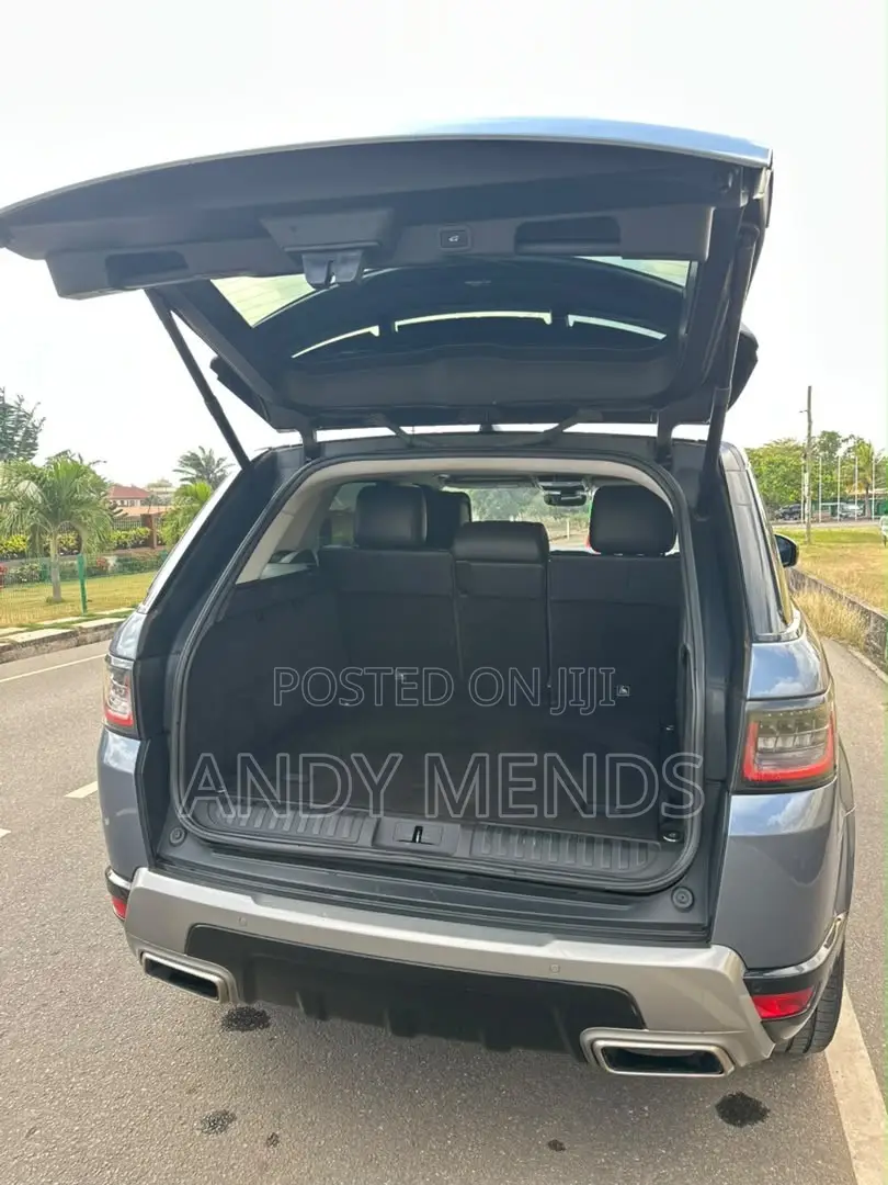 Land Rover Range Rover Sport HSE 2019 Blue
