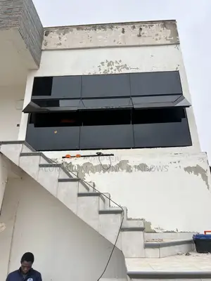 Frameless Windows With 8mm Tempered Glass