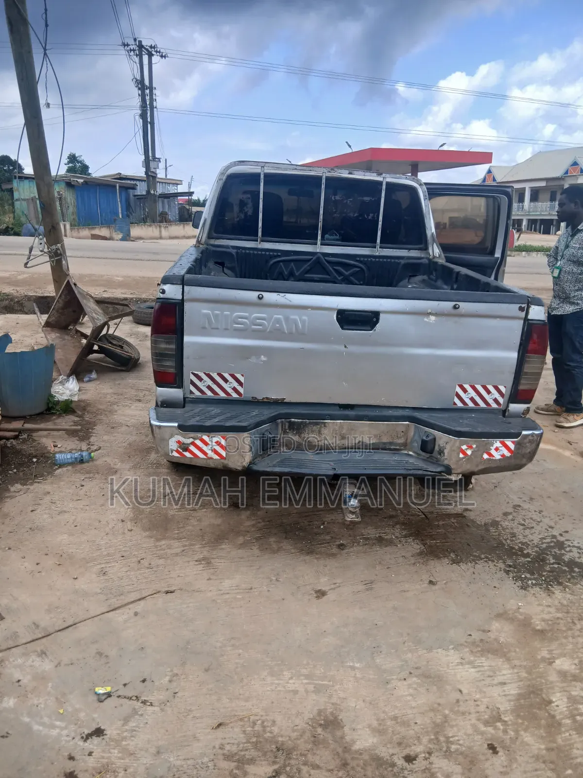Nissan Hardbody 2016 Silver