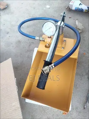 Manual Plumbing Pressure Test With 1.5m Long Hose