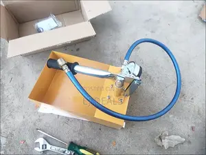 Manual Hydraulic Test Pump 25 Bar