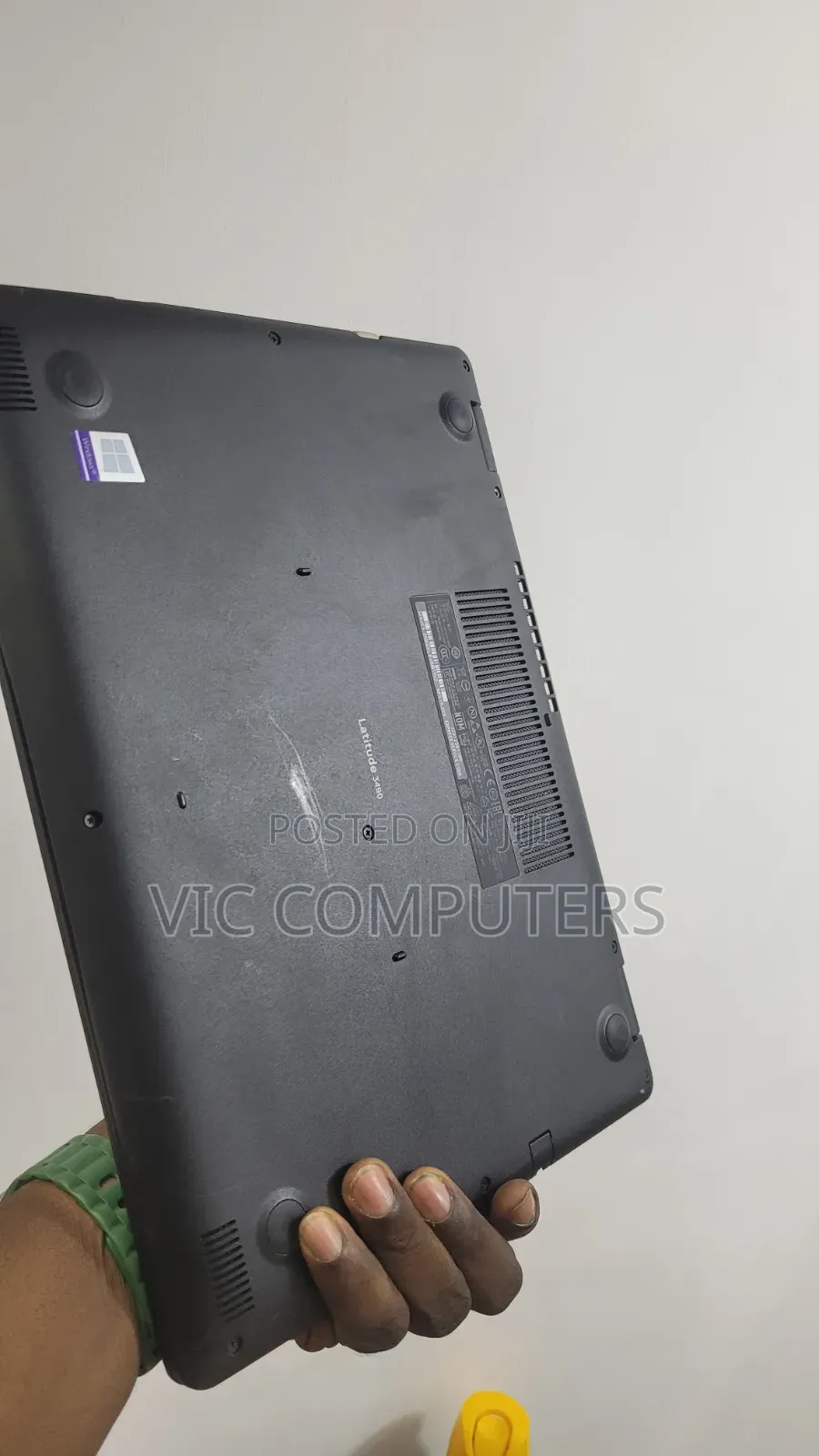 Laptop Dell Latitude 3490 8GB Intel Core i5 HDD+SSD 128GB