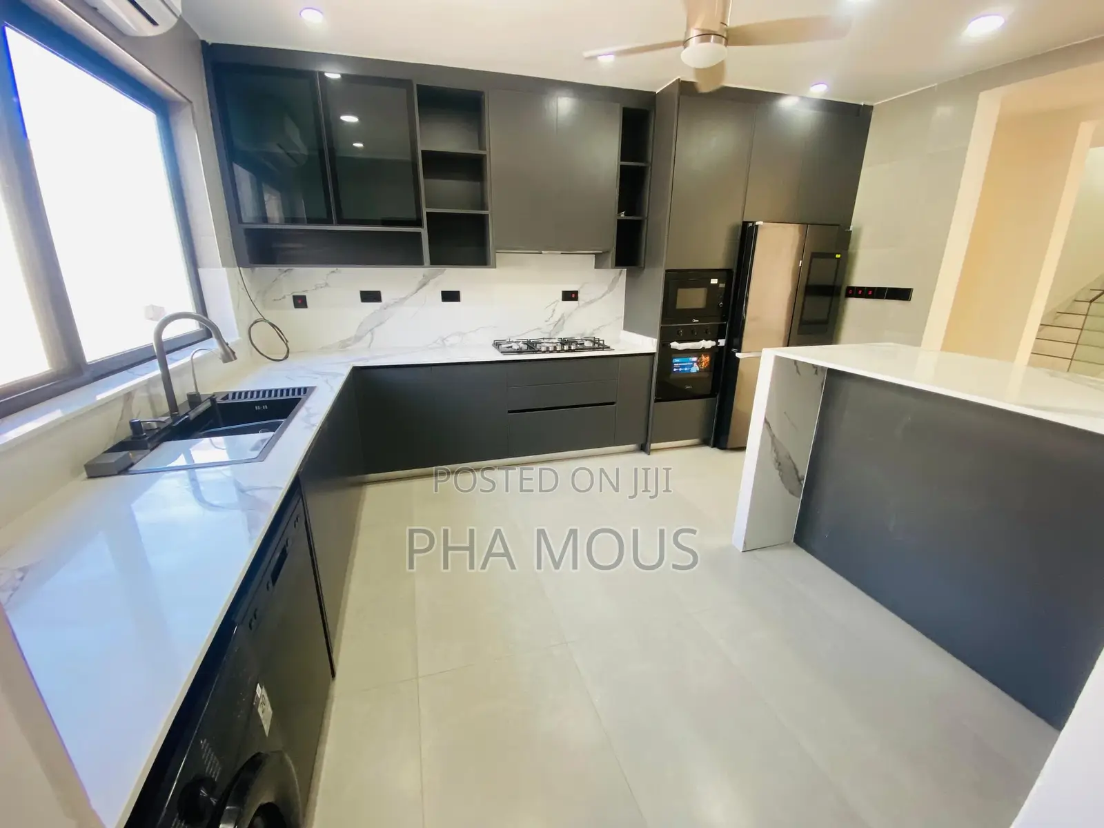 5bdrm House in Tesano for sale