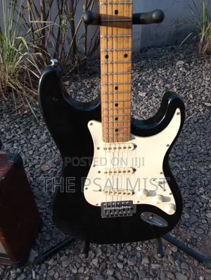 Behringer Guitar & Behringer Ultra Acoustic AT108