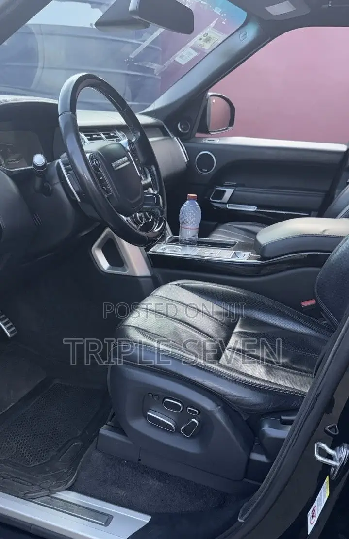 Land Rover Range Rover Vogue 2016 Black