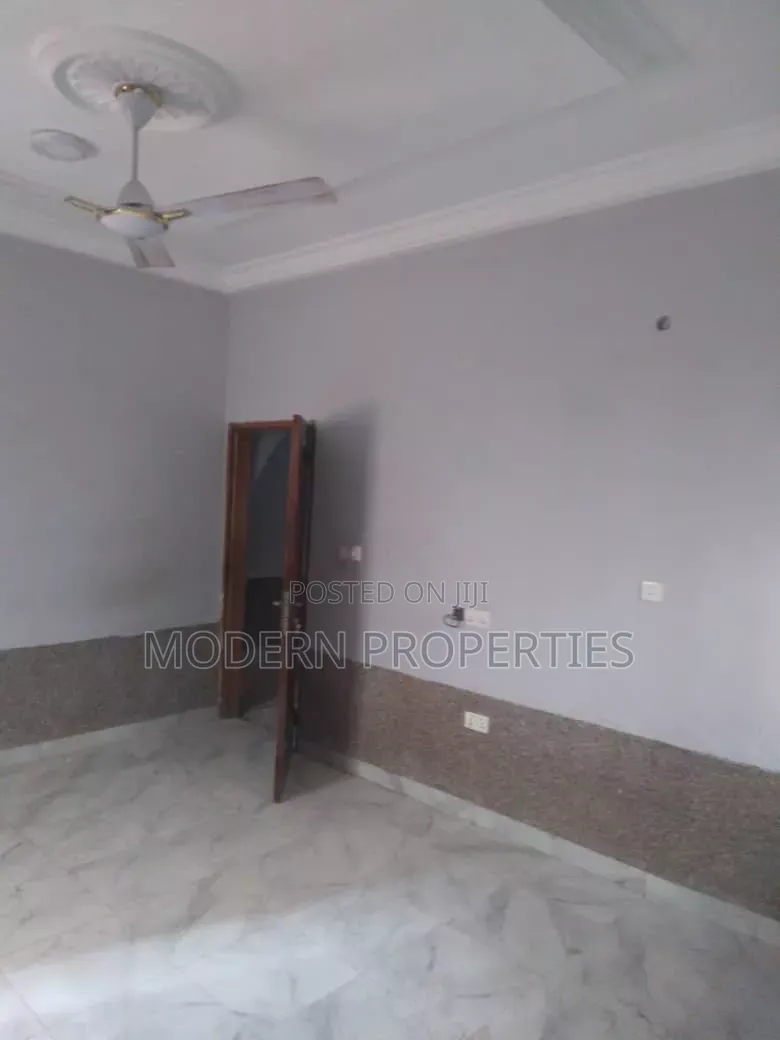 2bdrm Apartment in Modern Properties, Nsawam Adoagyiri Municipal