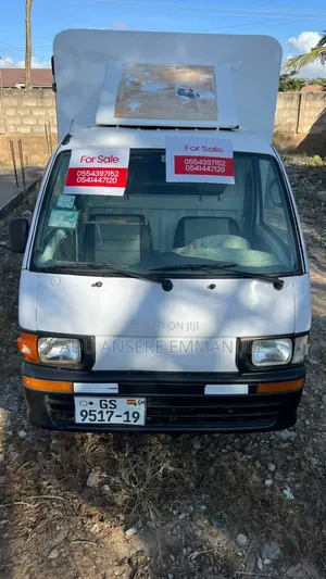 Hijet Pickup ( Abosuokan Macho)