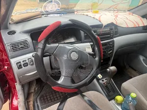 Toyota Corolla 2000 Red
