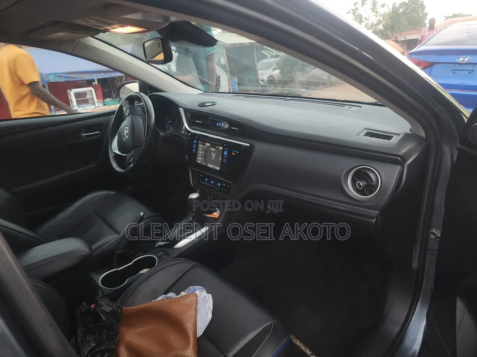 Toyota Corolla XSE (1.8L 4cyl 2A) 2018 Gray