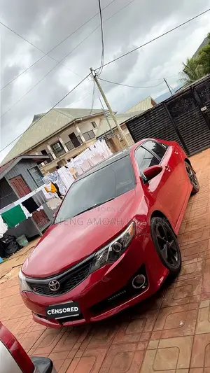Toyota Camry 2013 Red