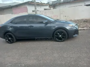 Toyota Corolla S 4dr Sedan (1.8L 4cyl CVT) 2015 Gray