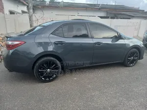 Toyota Corolla S 4dr Sedan (1.8L 4cyl CVT) 2015 Gray