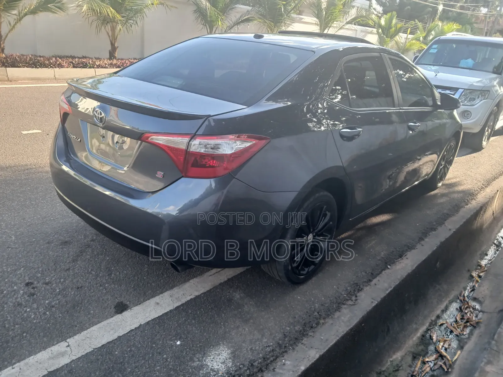 Toyota Corolla S 4dr Sedan (1.8L 4cyl CVT) 2015 Gray