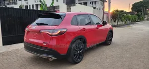 Honda HR-V Sport 2WD CVT 2023 Red