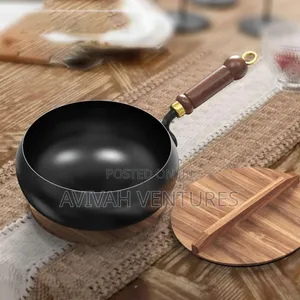 Big Belly Pot/Wok With Wooden Handle
