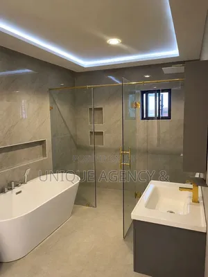 3bdrm Duplex in Baatsona Total for sale