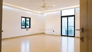 3bdrm Duplex in Baatsona Total for sale