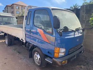 Hyundai Mighty II