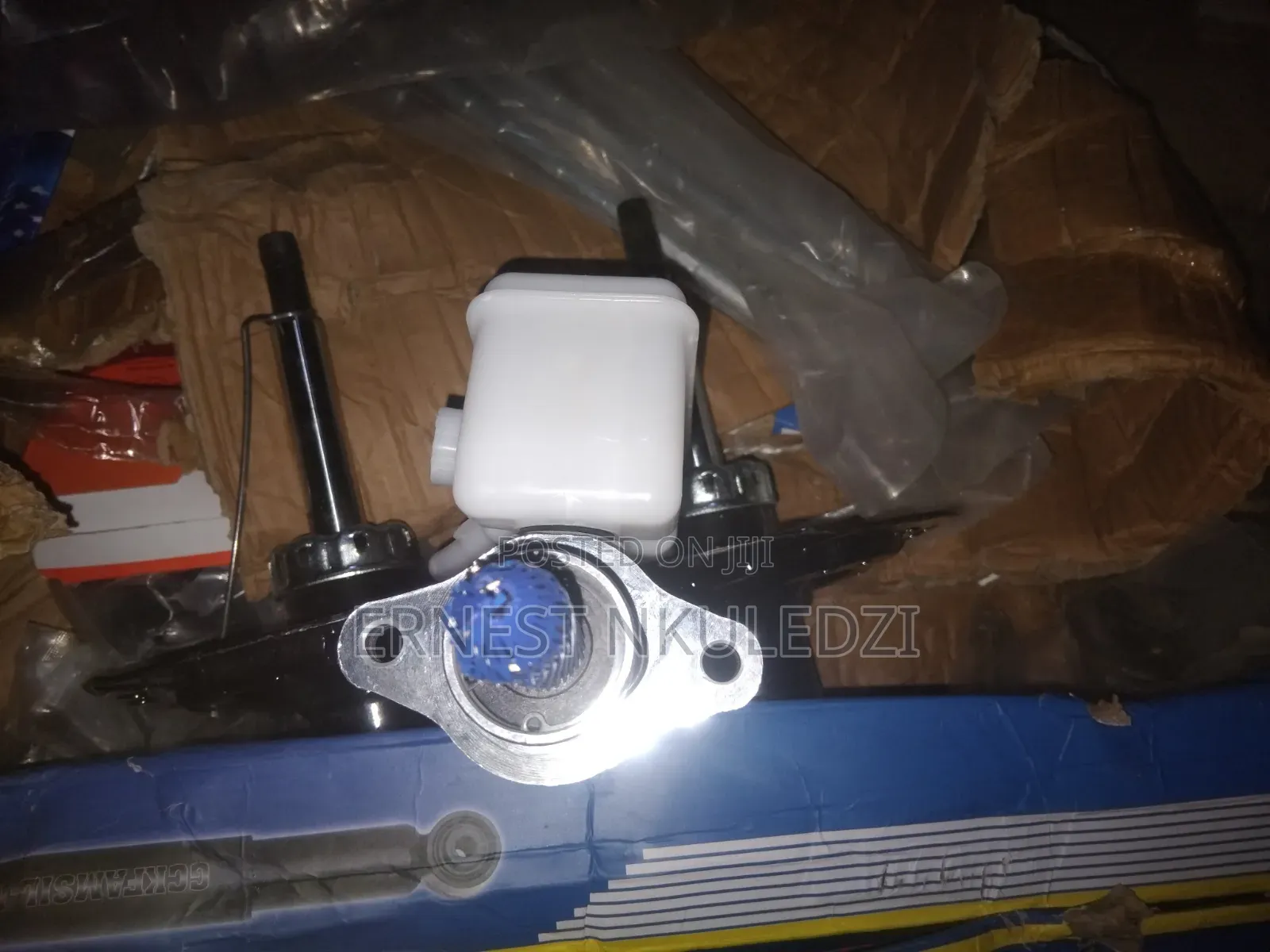 Toyota Yaris Vitz Brake Pot