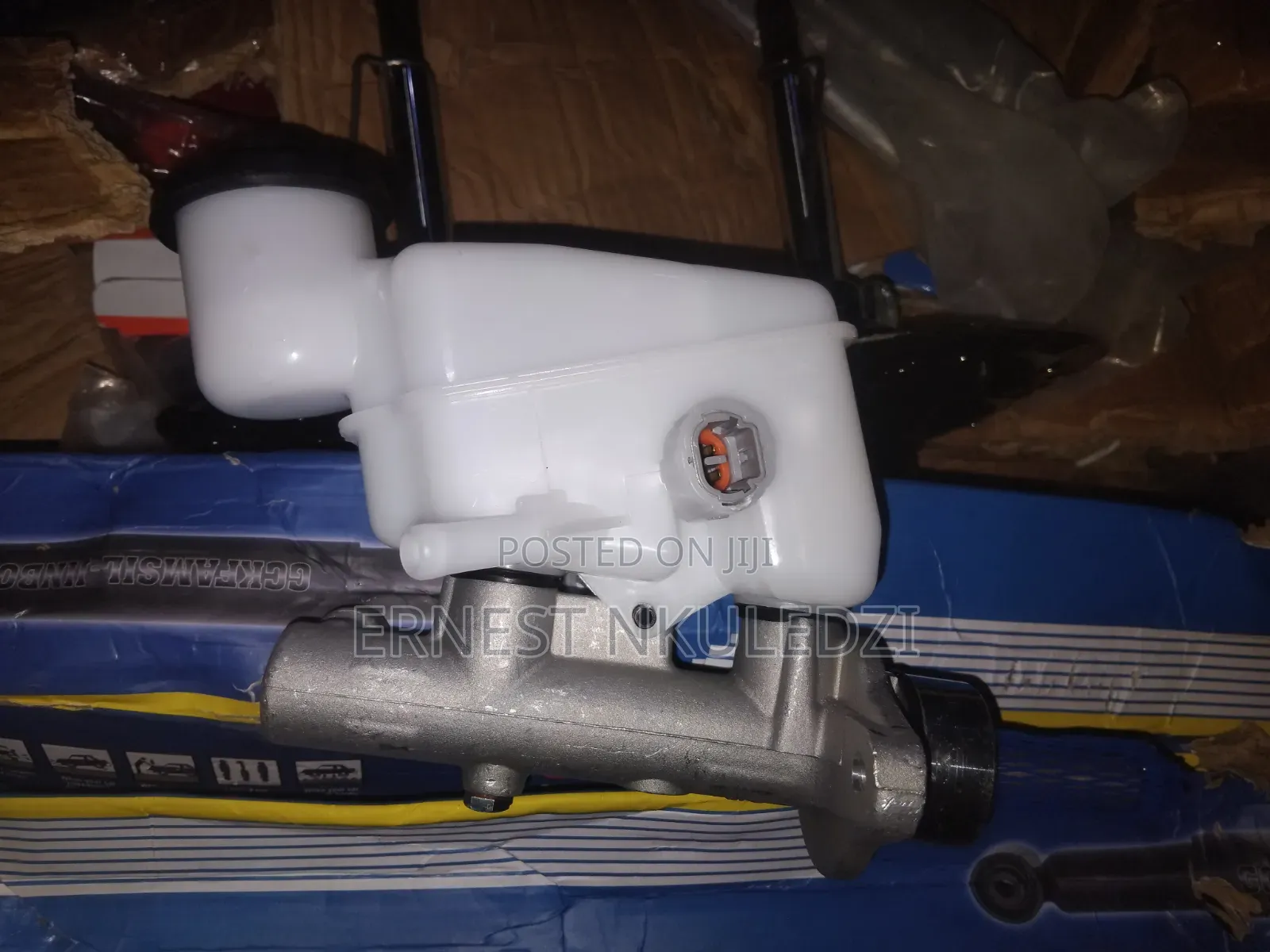 Toyota Yaris Vitz Brake Pot