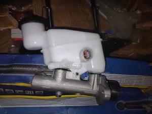 Toyota Yaris Vitz Brake Pot