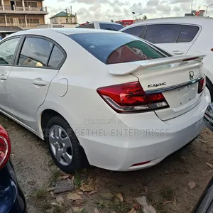 Honda Civic EX 4dr Sedan (1.8L 4cyl CVT) 2015 White
