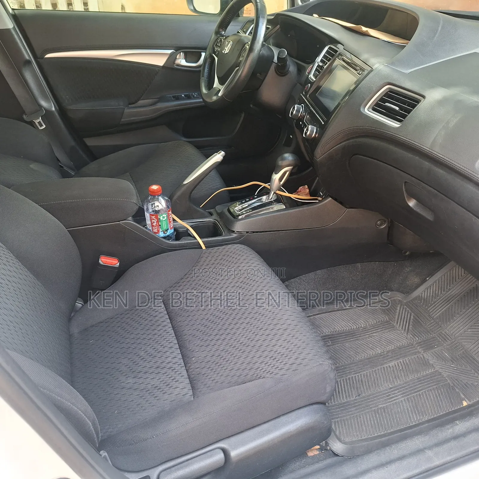 Honda Civic EX 4dr Sedan (1.8L 4cyl CVT) 2015 White