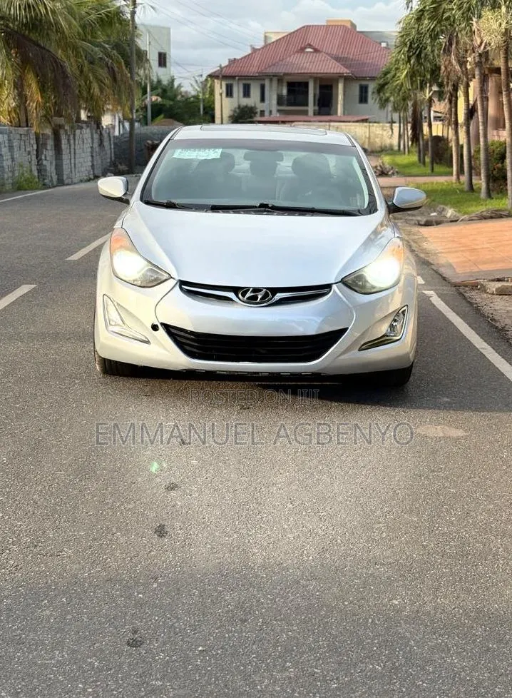 Hyundai Elantra Limited Sedan FWD (1.8L 4cyl 6A) 2013 Silver