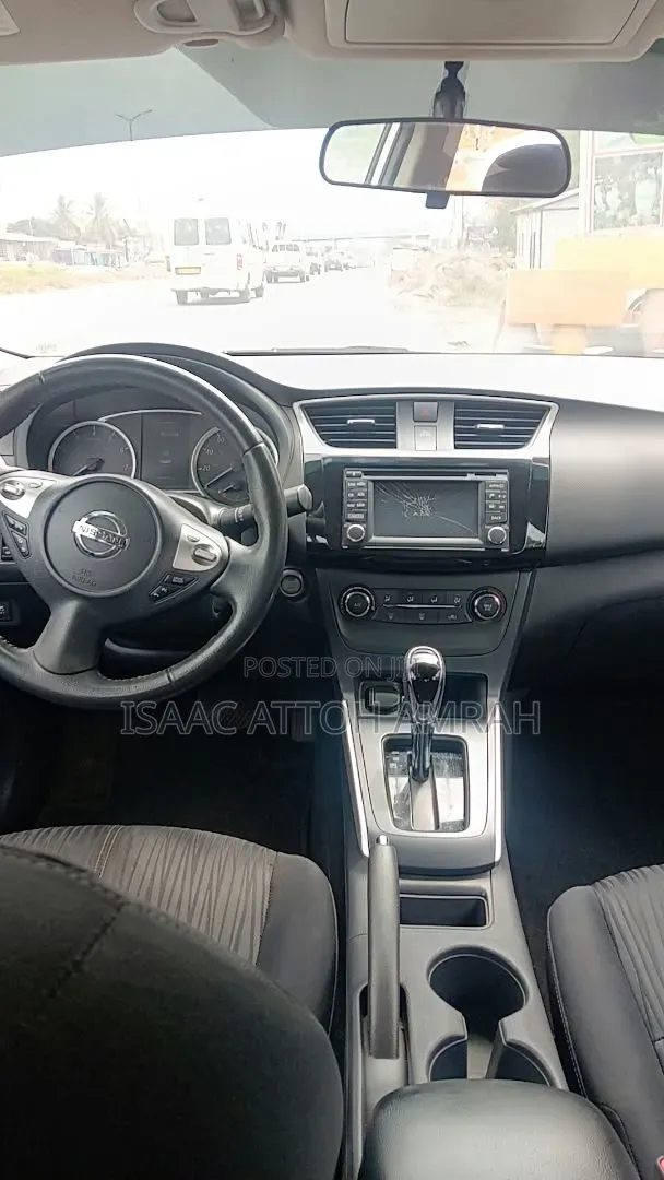 Nissan Sentra SV 2018 Gray
