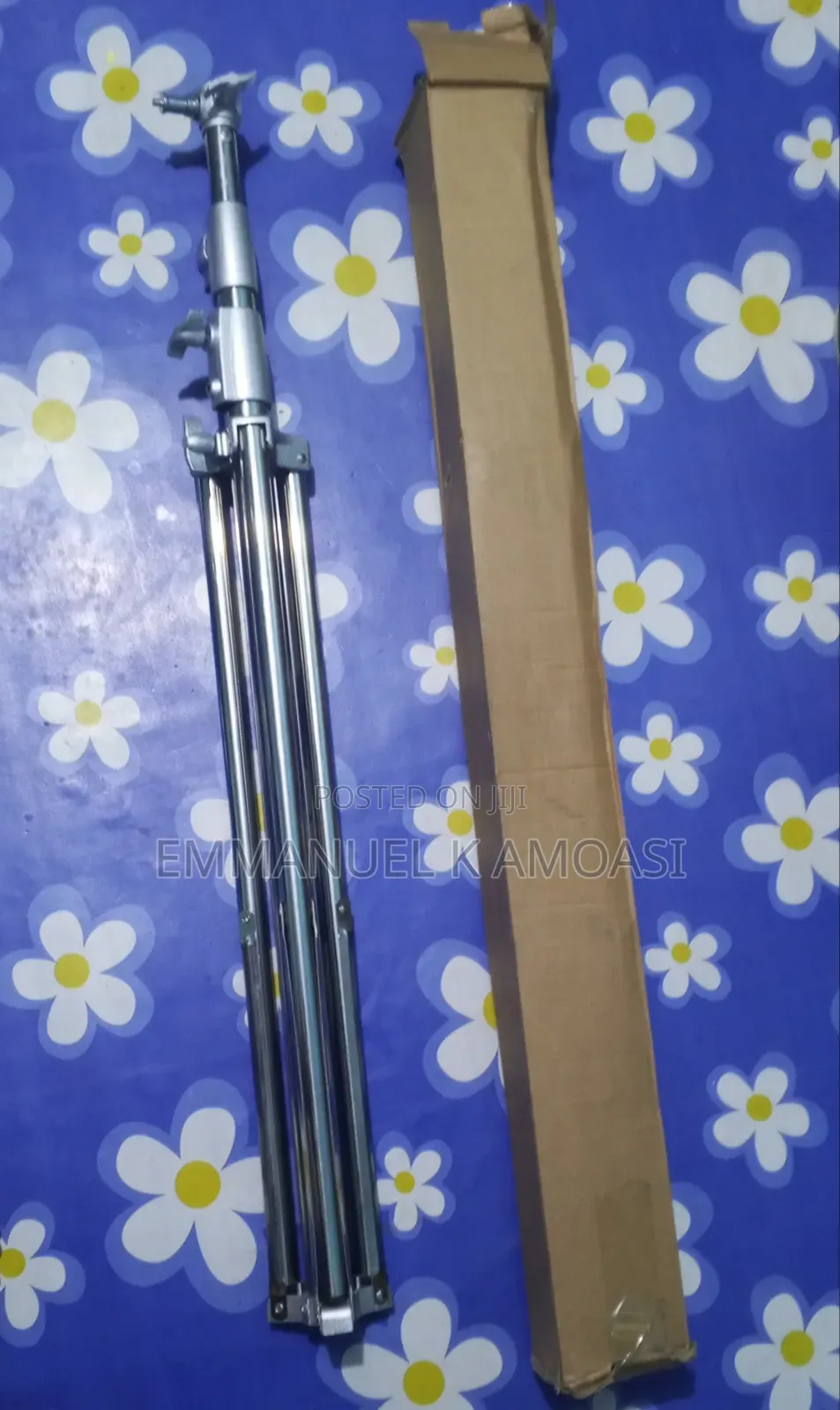 Sofbox Umbrella With Stand and Bracket