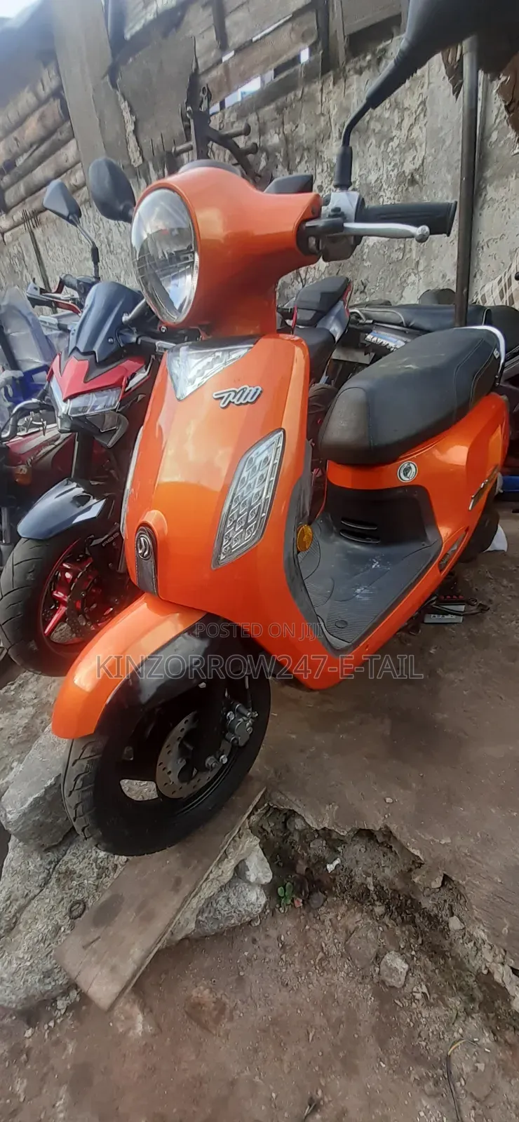 SYM Fnx 125 2023 Black