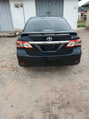 Toyota Corolla LE 4dr Sedan (1.8L 4cyl 4A) 2012 Black
