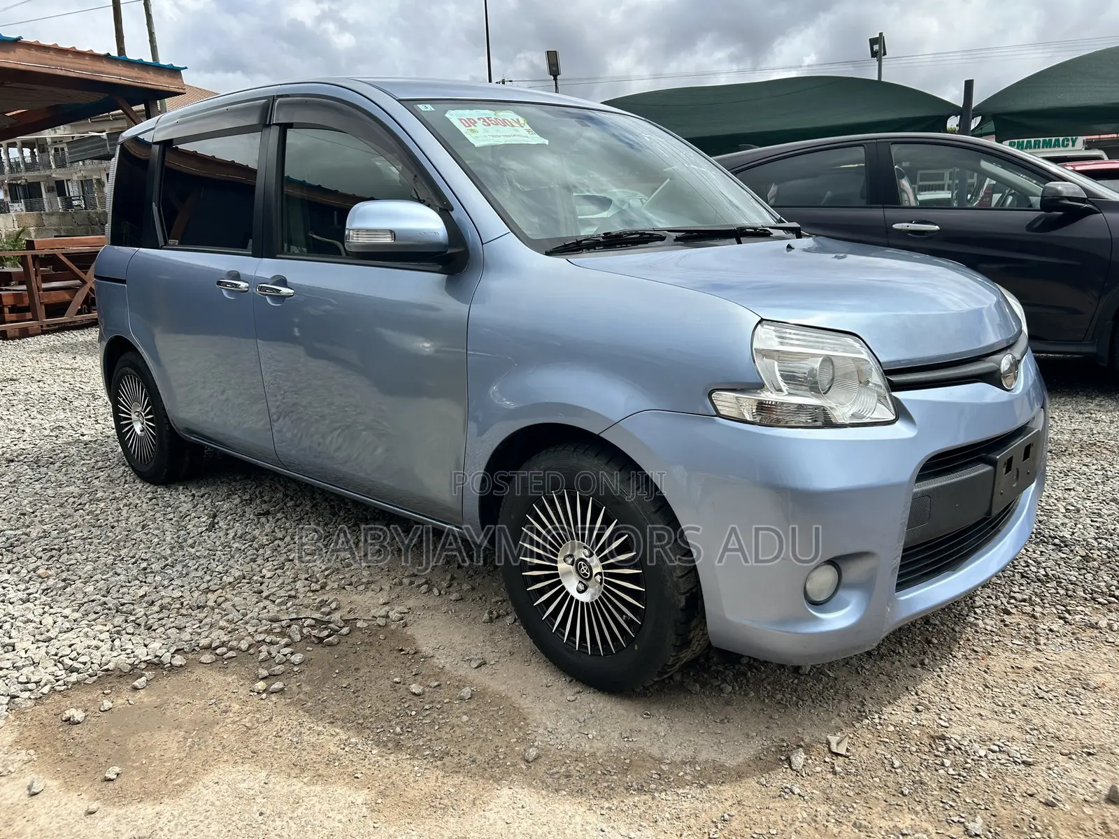 Toyota Sienta 1.5 FWD 2014 Blue