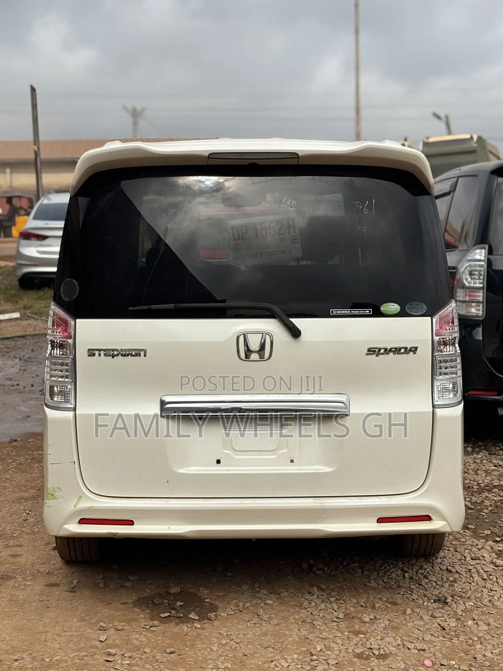 Honda Stepwgn 2012 Gray
