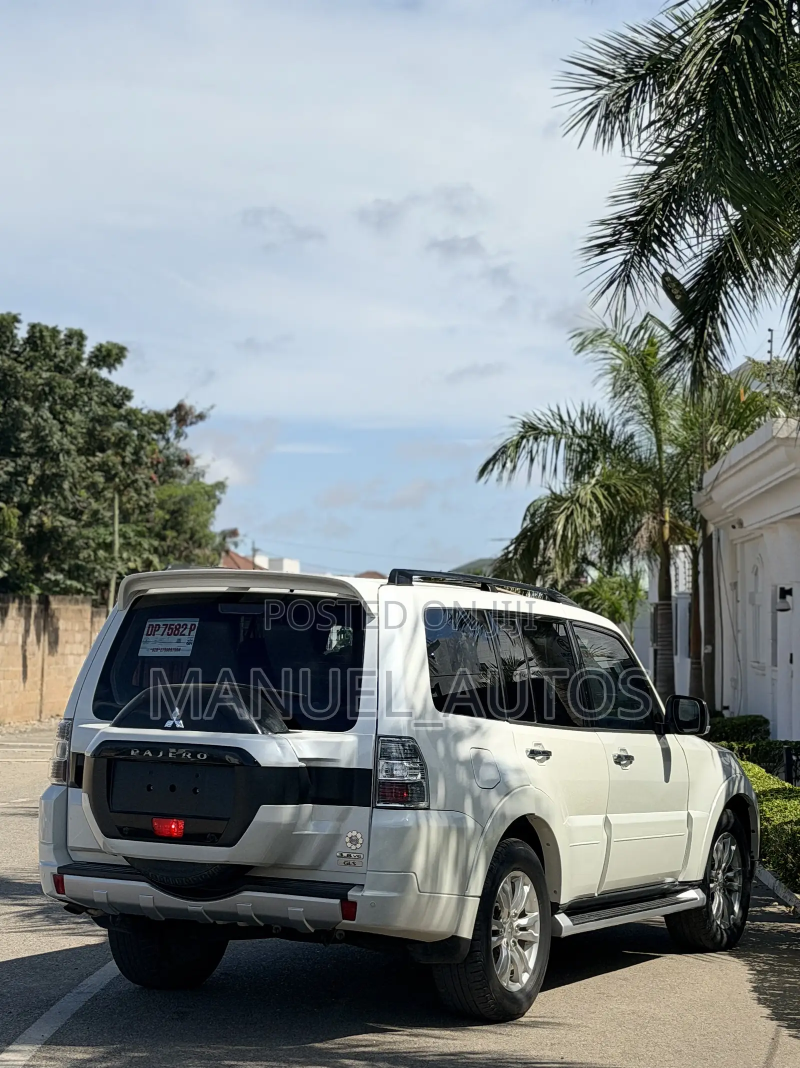 Mitsubishi Pajero V80 3.8 V6 GLS 2018 White
