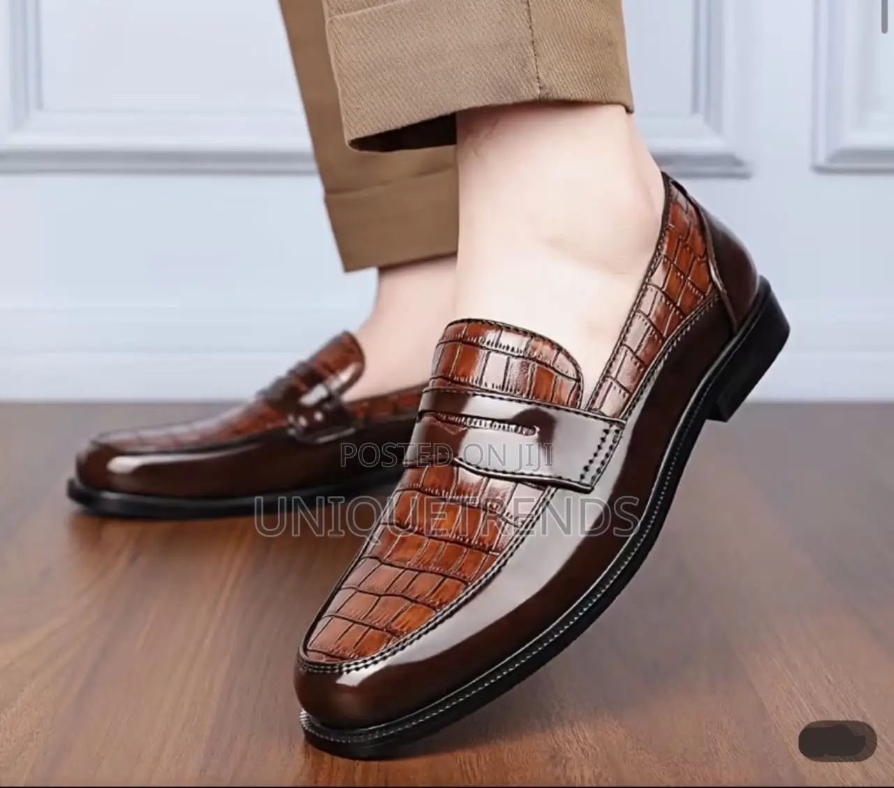 Classic Massimo Dutti Leather Penny Loafers