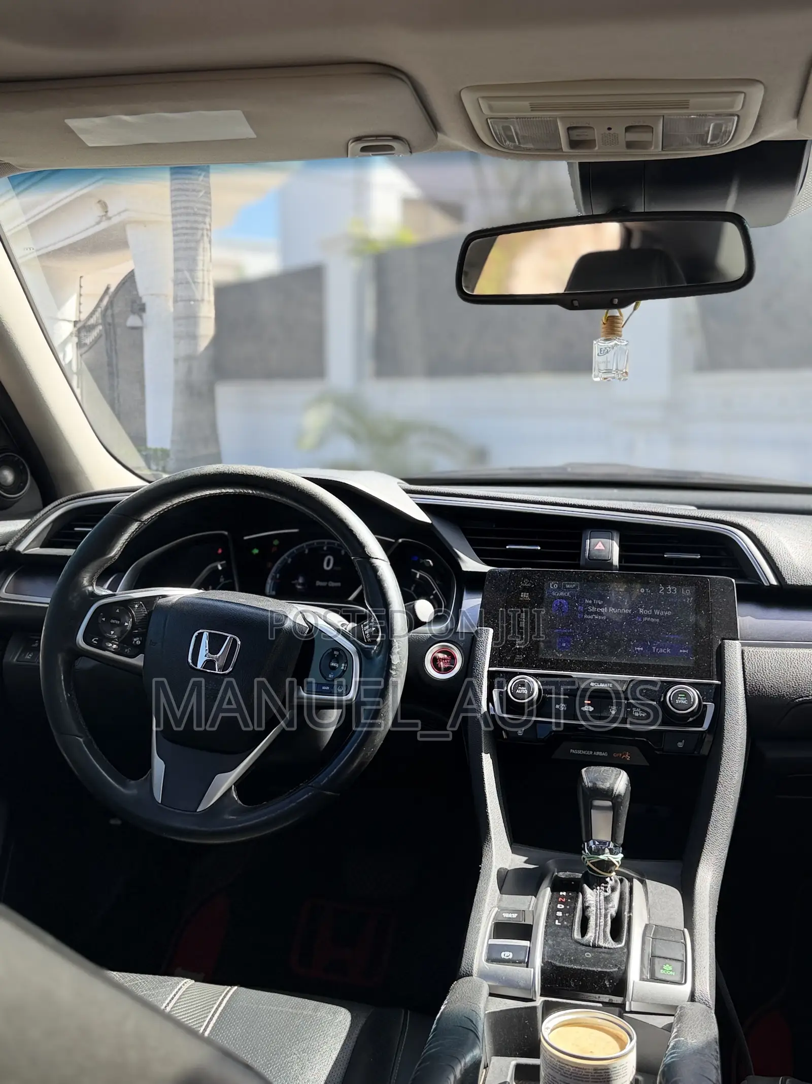 Honda Civic Touring Sedan 2018 White