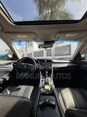 Honda Civic Touring Sedan 2018 White
